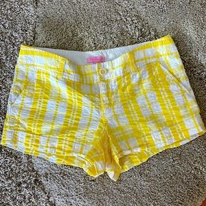 Lilly Pulitzer seersucker shorts, 3 inch inseam, used but great condition.